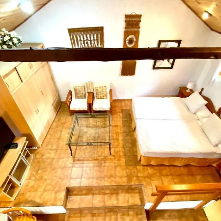 Bonito Estudio En Finca, Con Terraza Y Jardin En Valle San Lorenzo Landsted