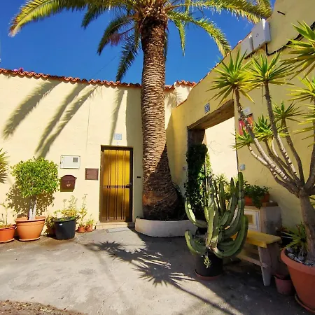 Bonito Estudio En Finca, Con Terraza Y Jardin En Valle San Lorenzo Landhaus *